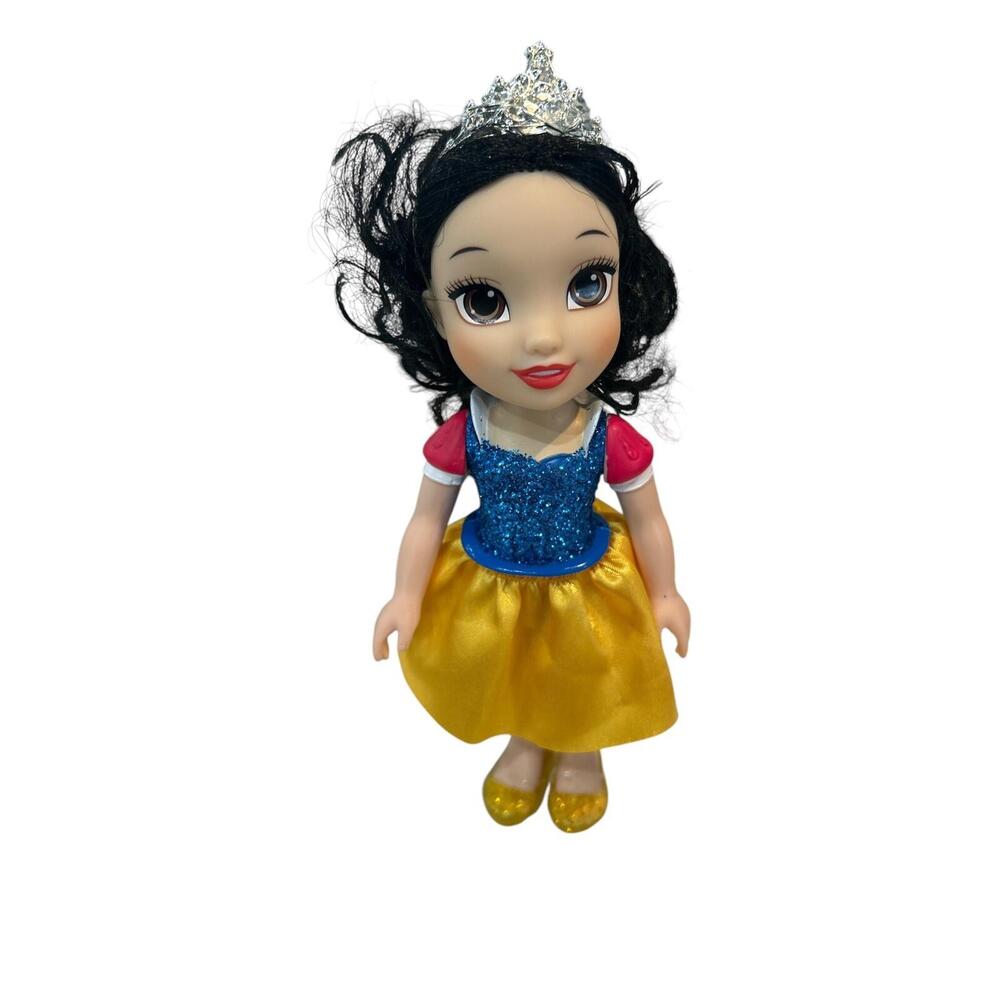Disney Princess Snow White 6” Petite Poseable Doll Figure No Accessories